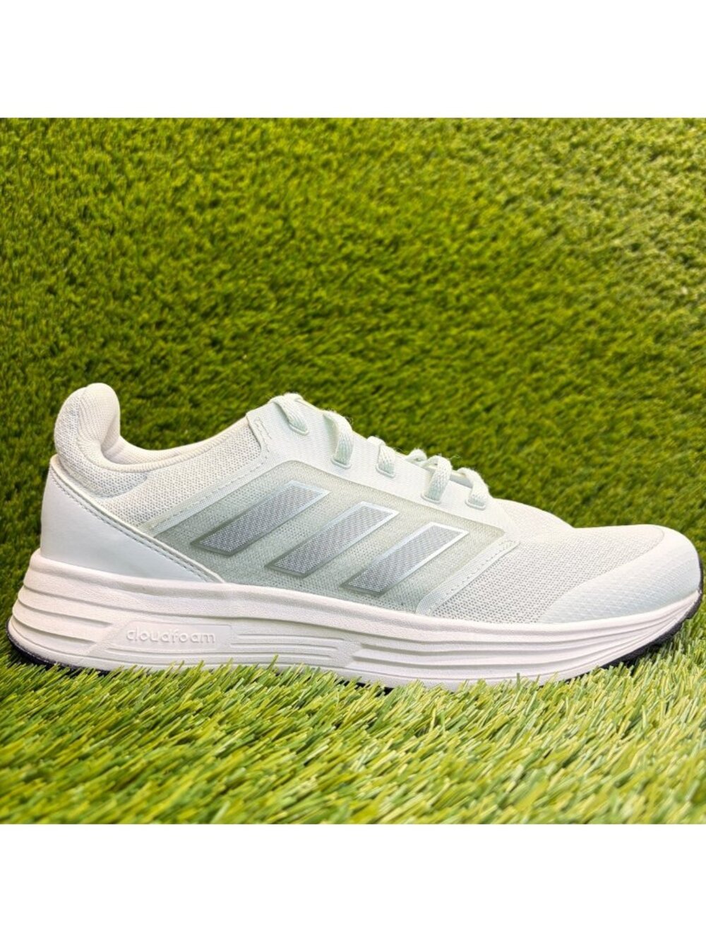 Adidas Galaxy 5 Womens Size 11 Light Blue White Athletic Running Shoes Sneakers